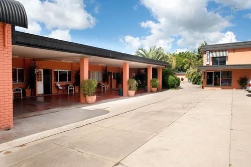 Riviera Motel Bundaberg Buitenkant foto