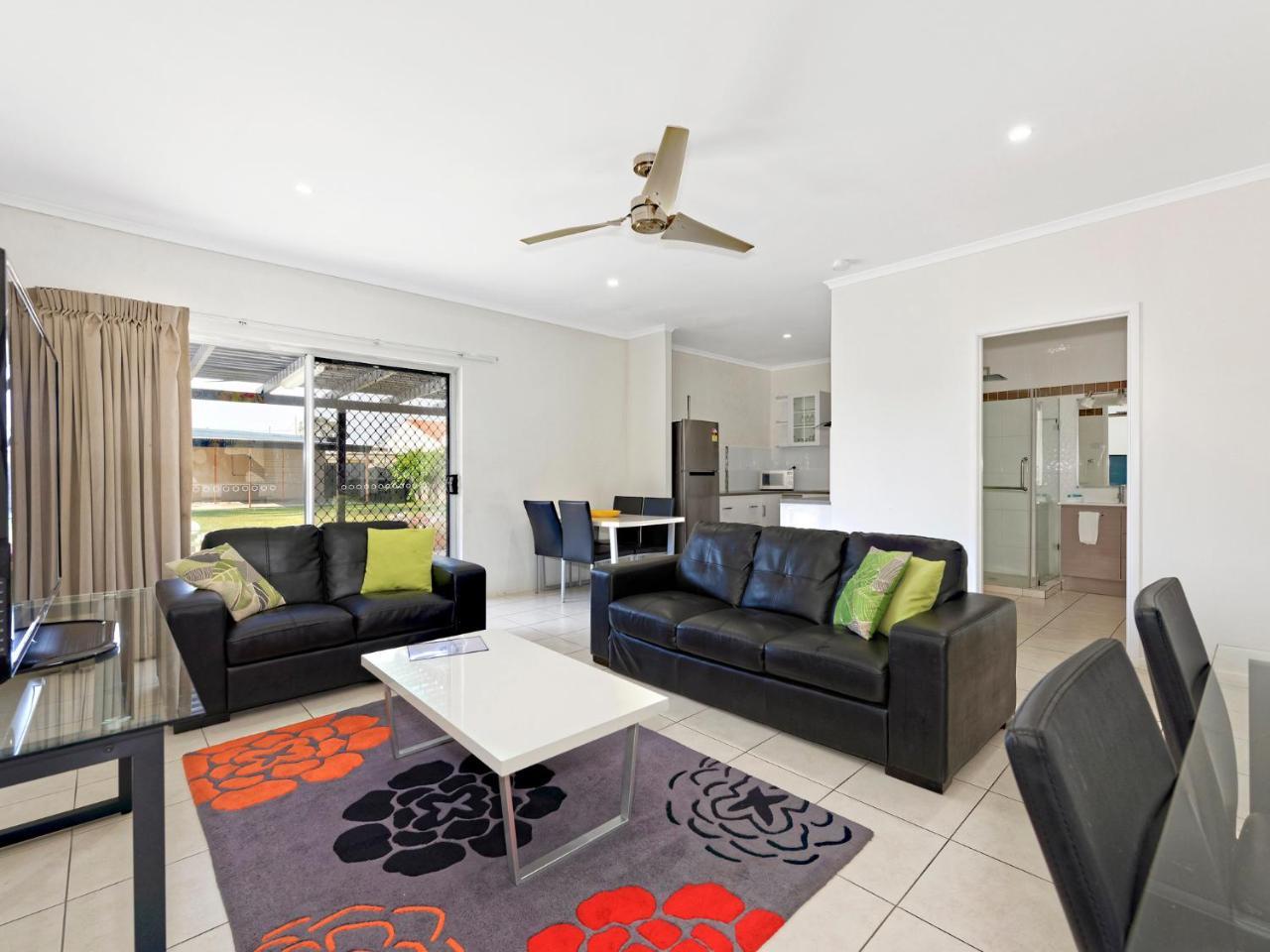 Riviera Motel Bundaberg Buitenkant foto