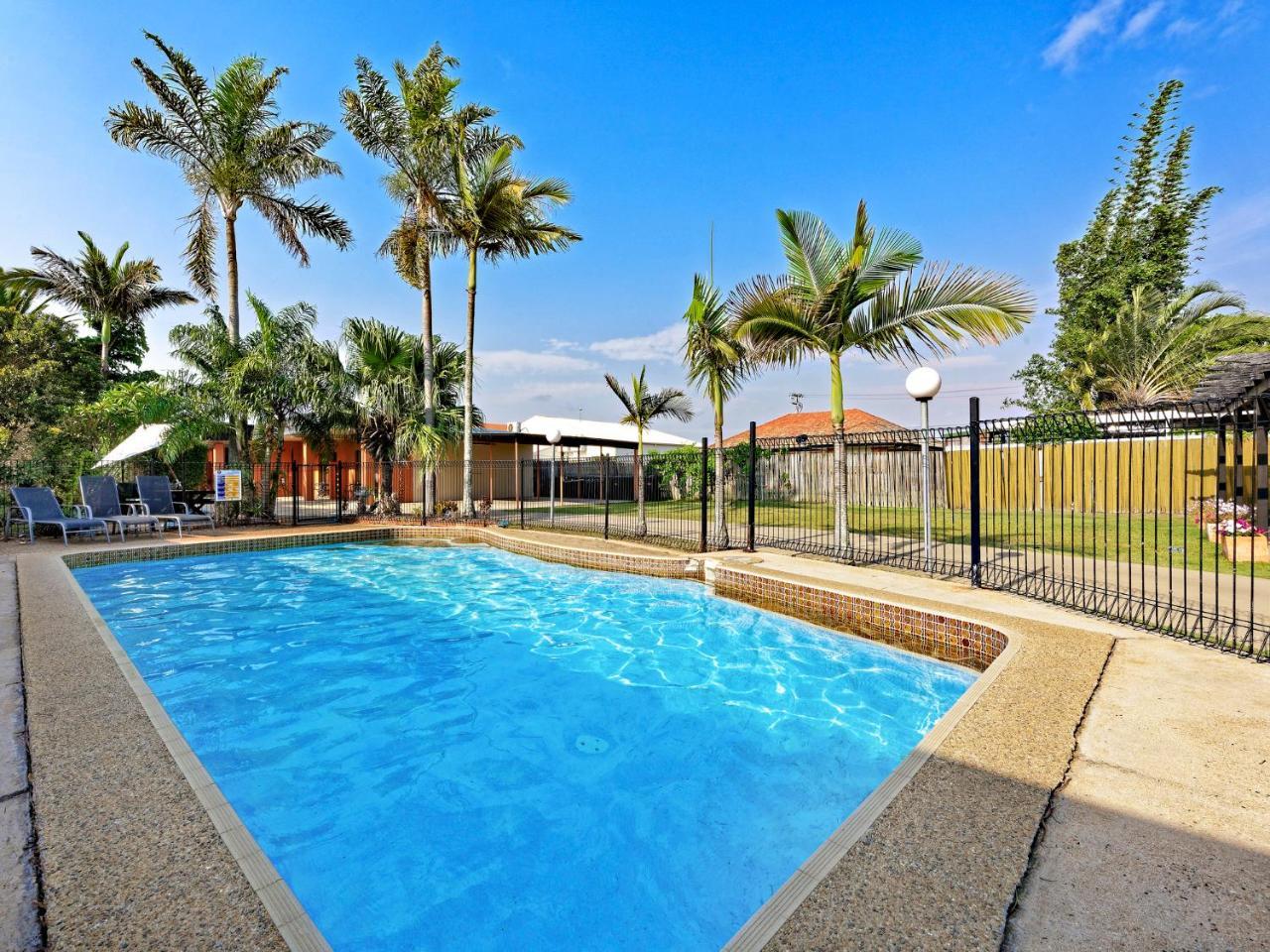 Riviera Motel Bundaberg Buitenkant foto